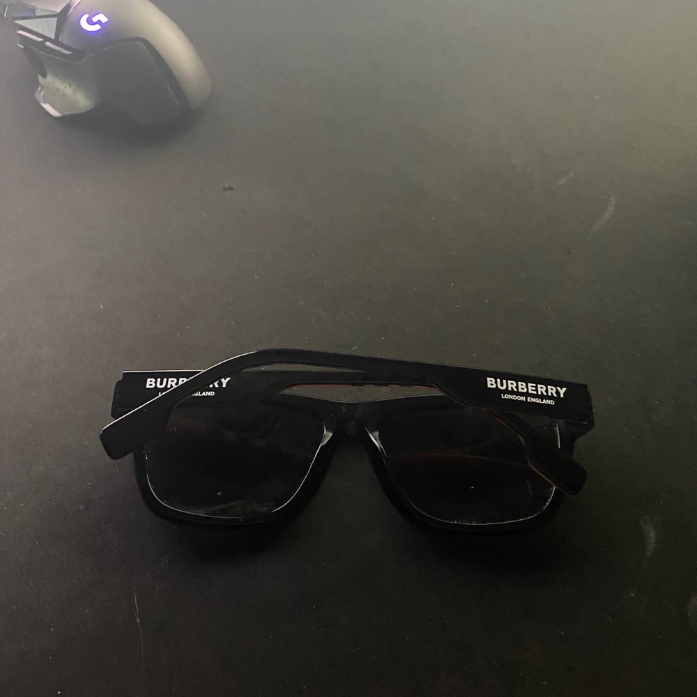 Burberry Men's Sun Glasses - Picture 5 of 5